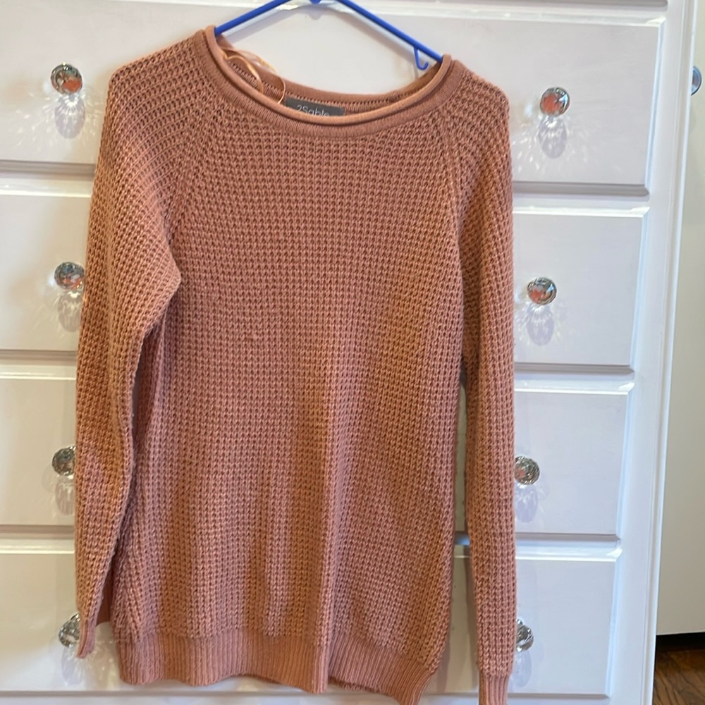 Women’s sweater, pink/blush color size M